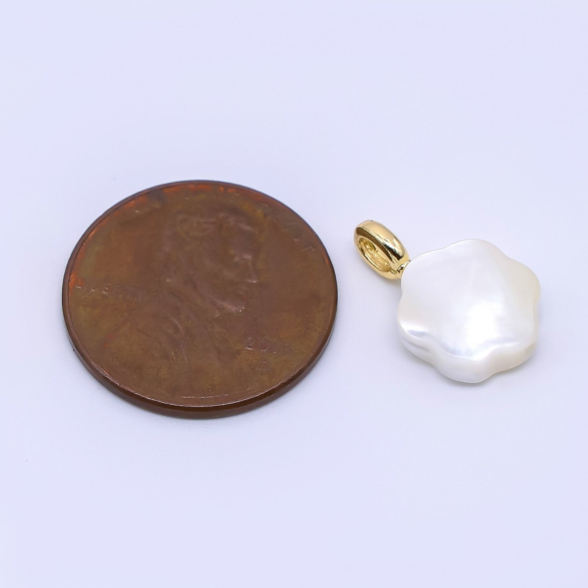 24K Gold Filled 15mm Shell Pearl Melted Flower Blossom Charm | AF560 - DLUXCA