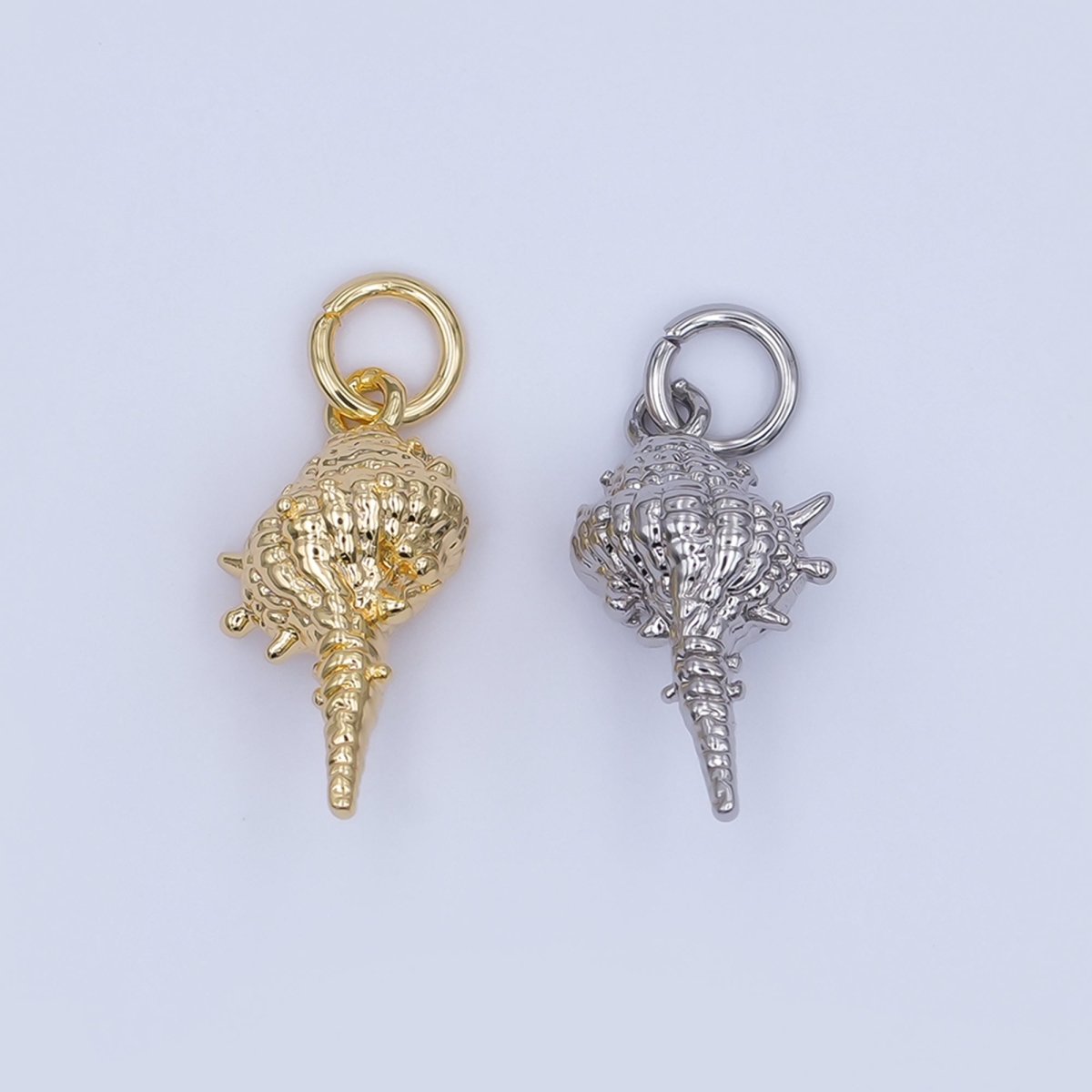 24K Gold Filled 16.5mm Conch Sea Shell Charm in Gold & Silver | AF477 - DLUXCA