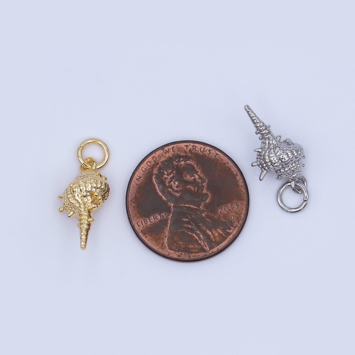 24K Gold Filled 16.5mm Conch Sea Shell Charm in Gold & Silver | AF477 - DLUXCA