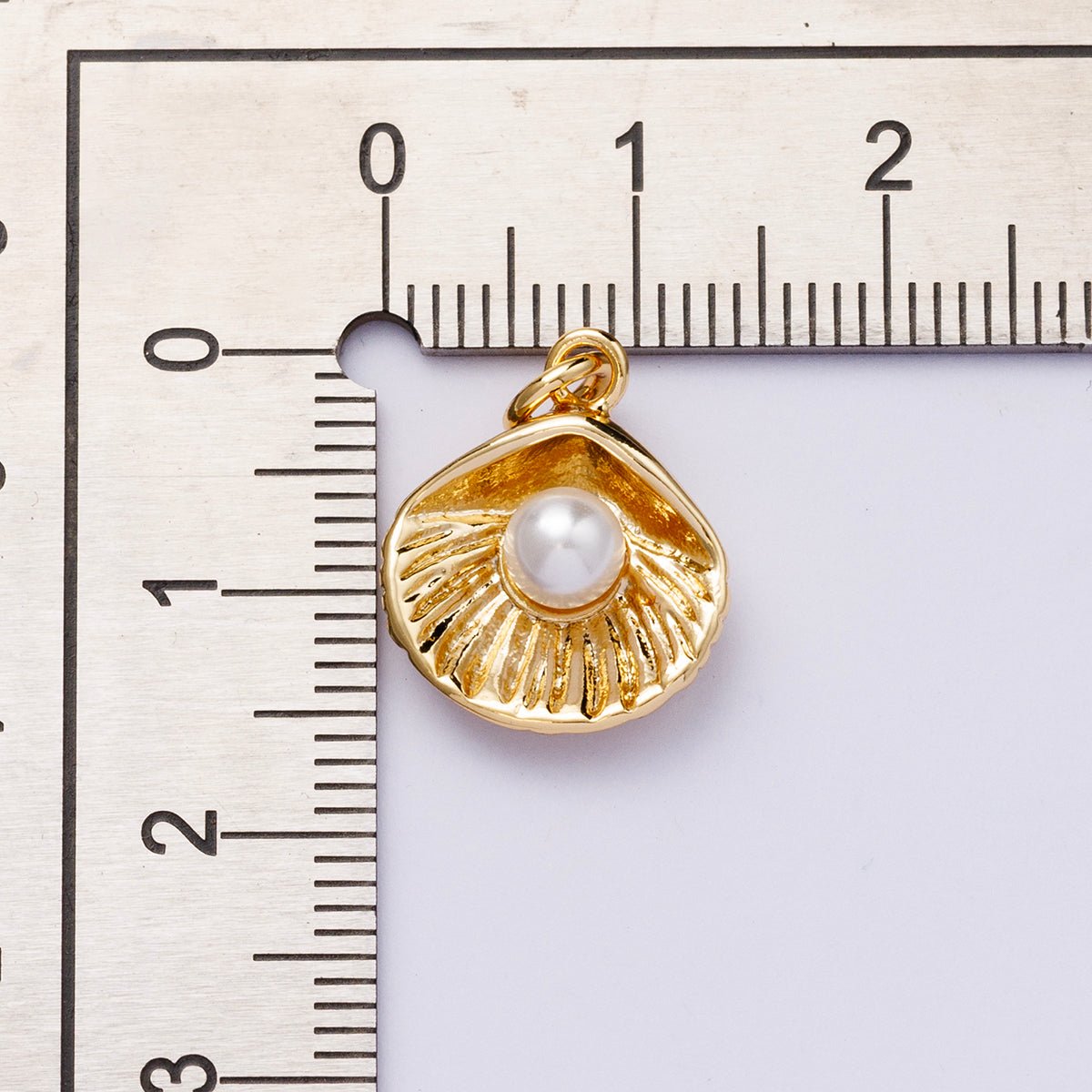 24K Gold Filled 16mm Shell Pearl Scallop Clam Sea Charm | CHARMS - 00448 - DLUXCA