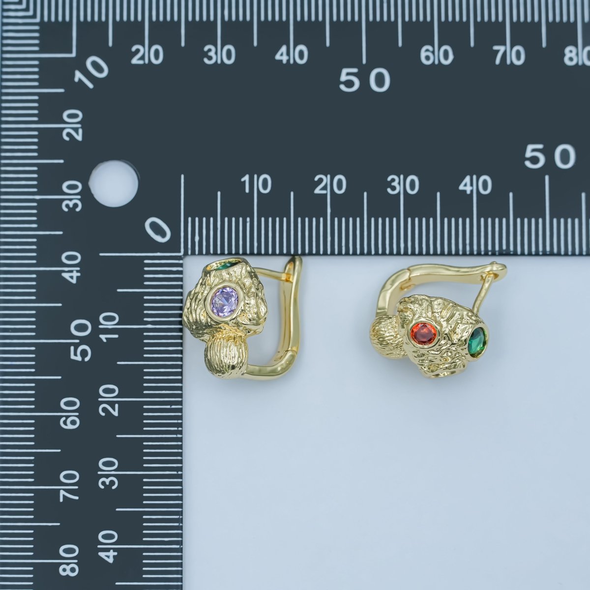 24K Gold Filled 17mm Multicolor CZ Hammered Mushroom English Lock Hoop Earrings | AI429 - DLUXCA