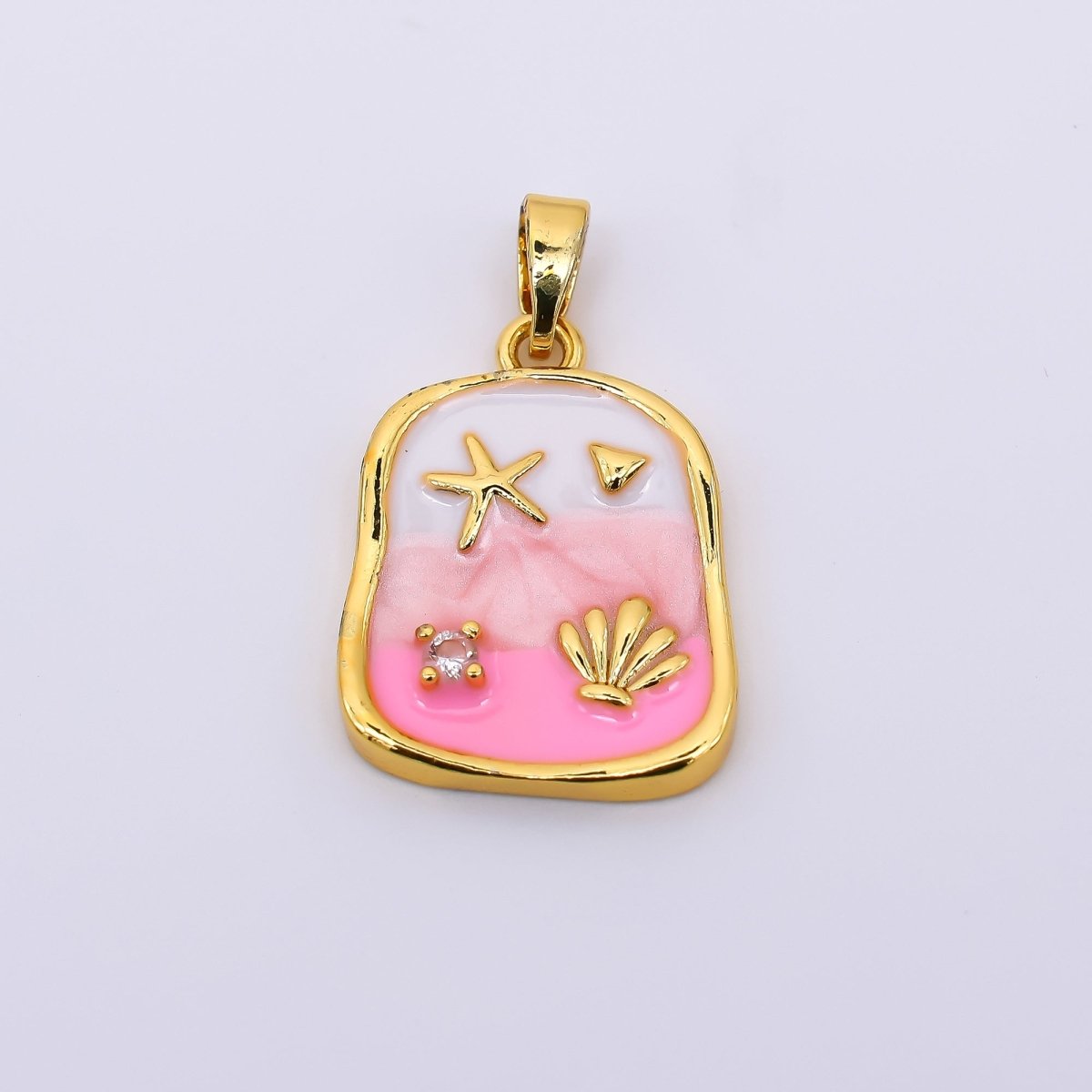 24K Gold Filled 19.5mm Round CZ Enamel Art Beach Theme Starfish with Seashell Pendant in Purple & Pink | AH - 510 - DLUXCA
