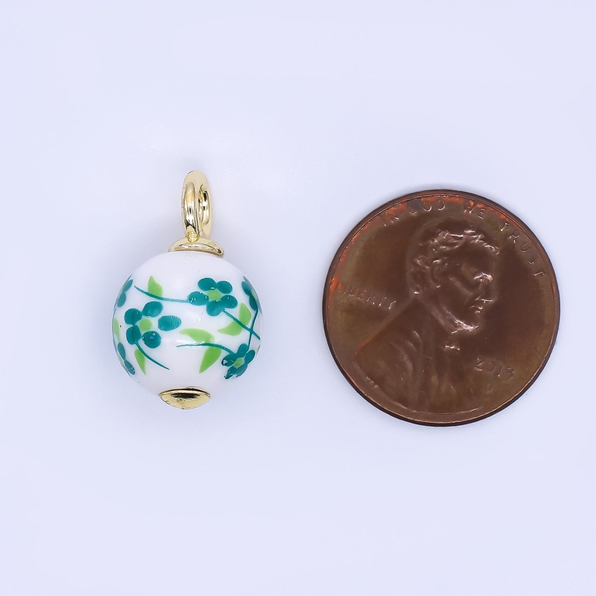 24K Gold Filled 19mm Ceramics Art Round Green Flower Vines Flower Charm | D064 - DLUXCA