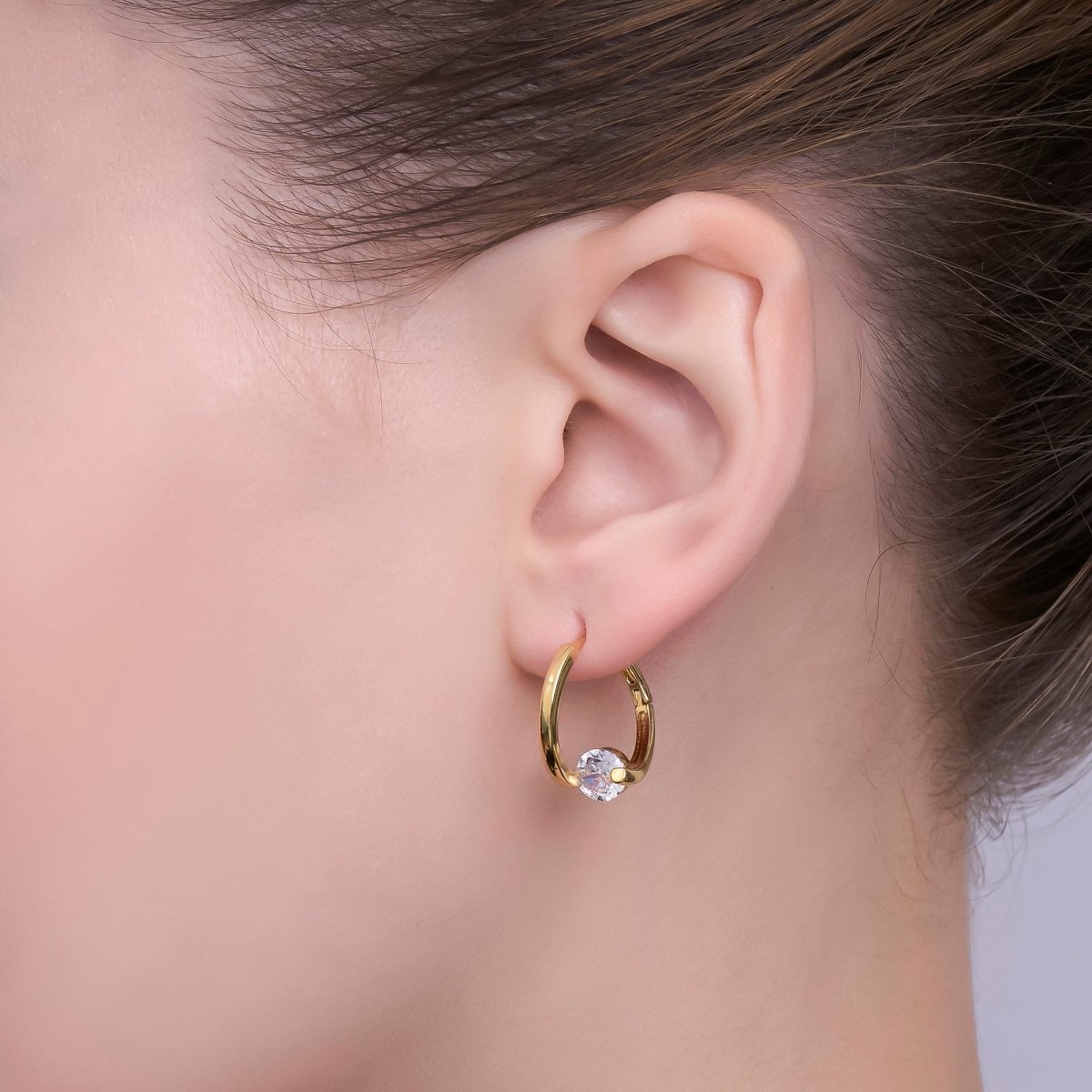 24K Gold Filled 19mm Clear CZ Oblong Hoop Earrings | T398 - DLUXCA