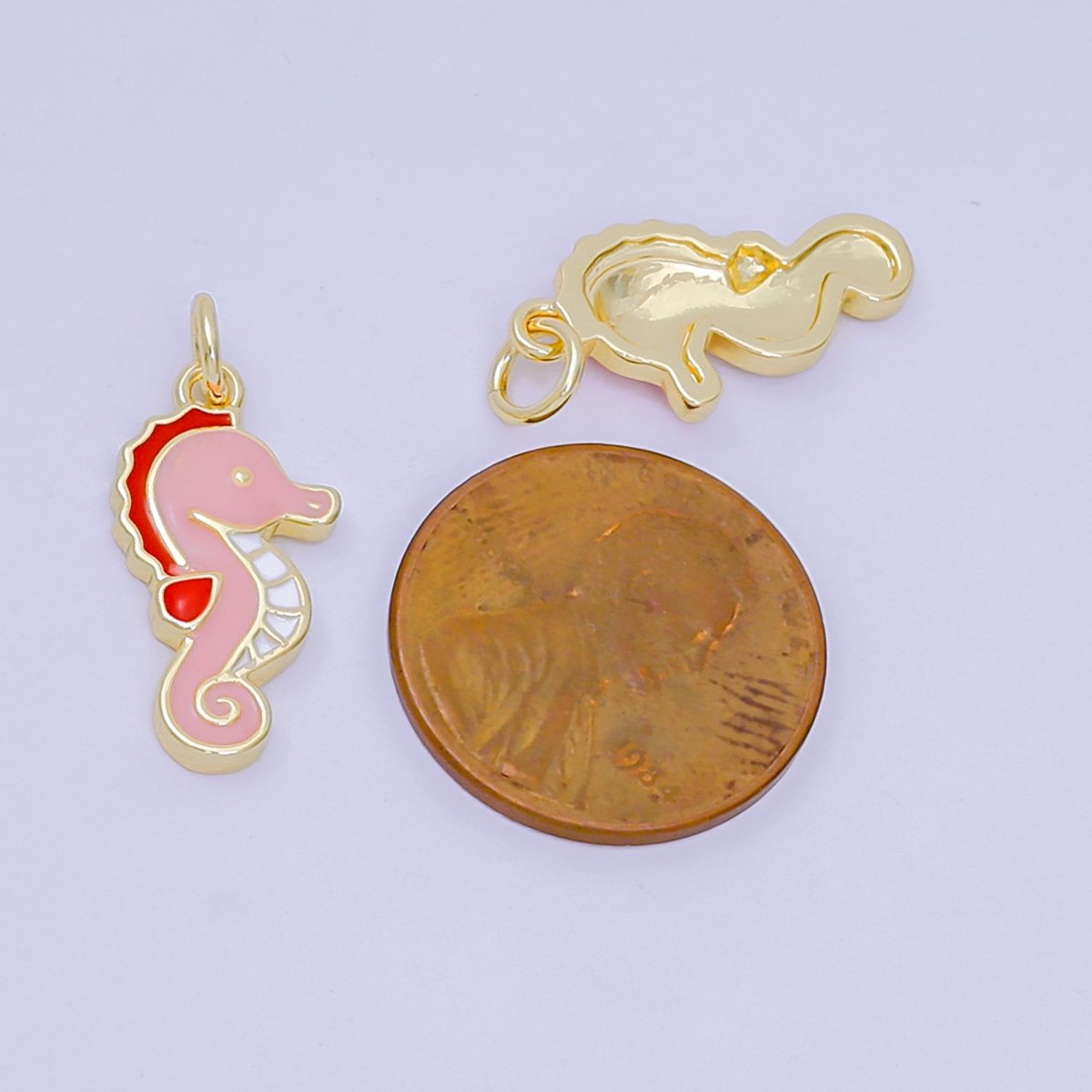 24K Gold Filled 19mm Pink Enamel Art Neptune Ocean Seahorse Animal Charm | D - 532 - DLUXCA
