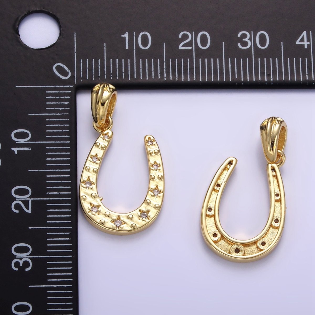 24K Gold Filled 20.5mm Clear CZ Star Horseshoe Pendant in Gold & Silver | I517 - DLUXCA