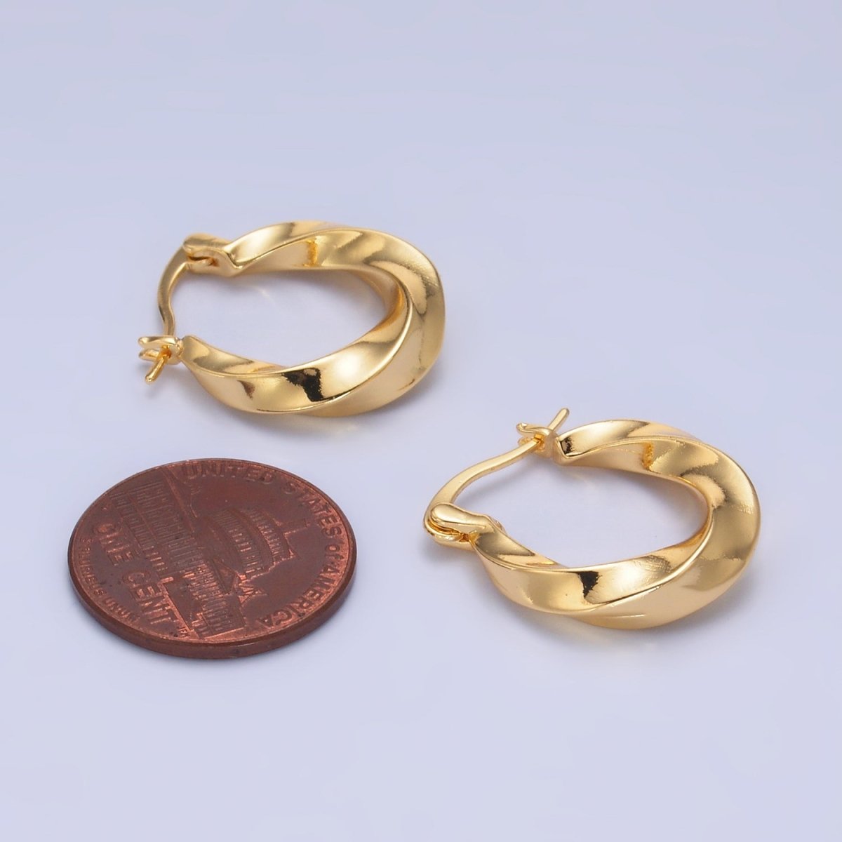 24K Gold Filled 20mm Edged Twist Latch Hoop Earrings | AB602 - DLUXCA