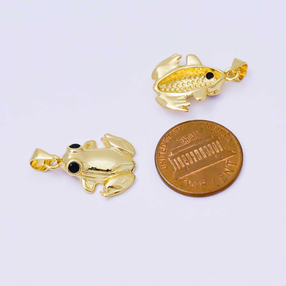 24K Gold Filled 22mm Black Round CZ Dainty Frog Animals Pendant | AA1624 - DLUXCA