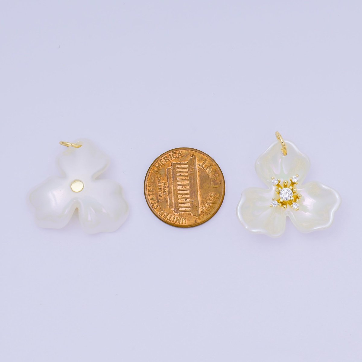 24K Gold Filled 22mm Round CZ Acrylic Art White Orchid Bloom Flower Charm | N - 151 - DLUXCA