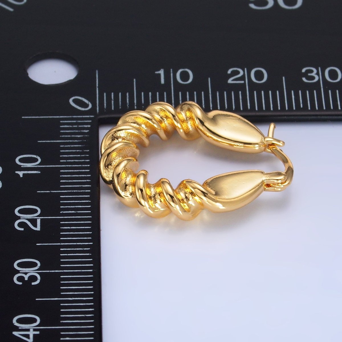 24K Gold Filled 25mm Twisted Latch Hoop Earrings | AB686 - DLUXCA