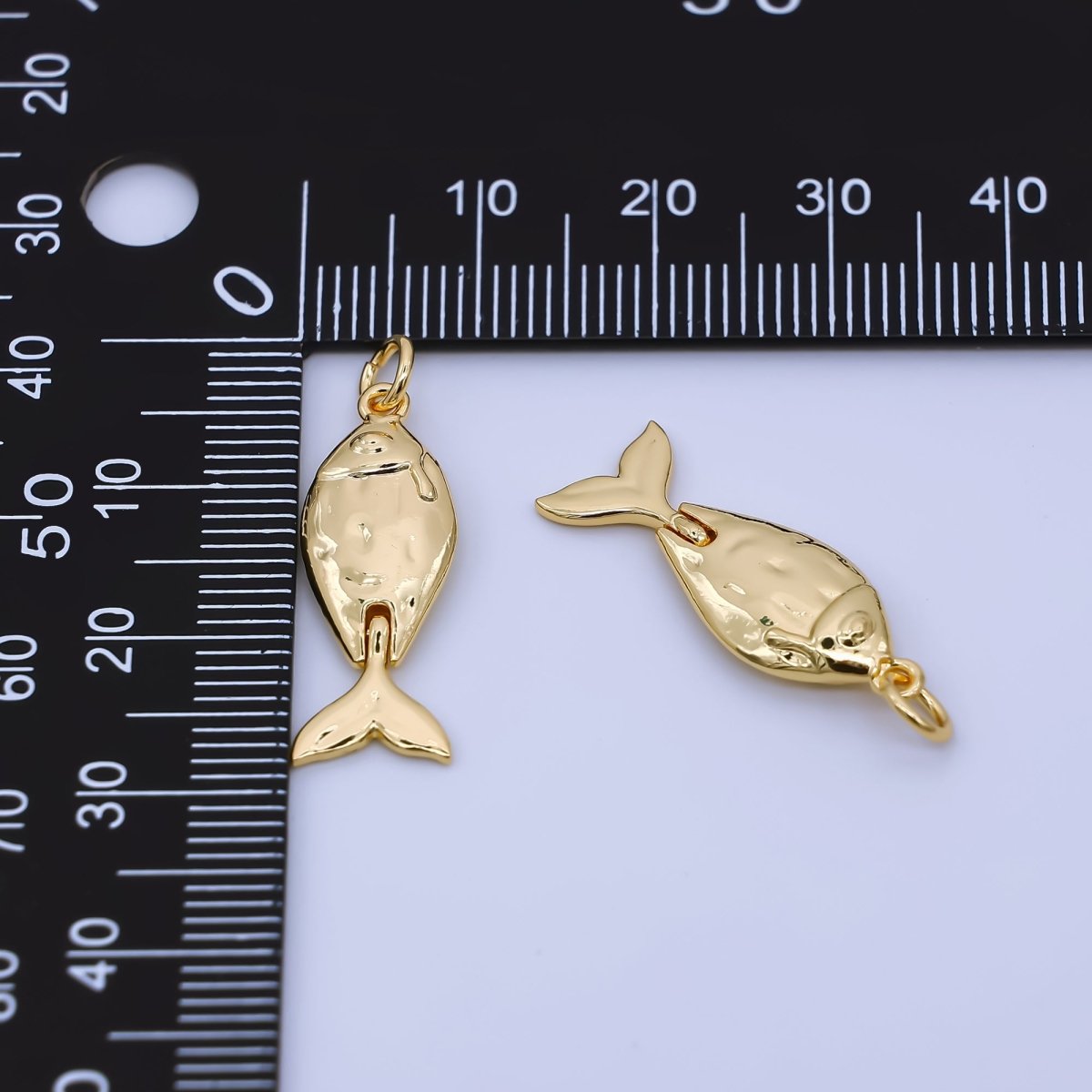 24K Gold Filled 25mm Wiggly - Tail Ocean Fish Animal Charm | AJ - 438 - DLUXCA