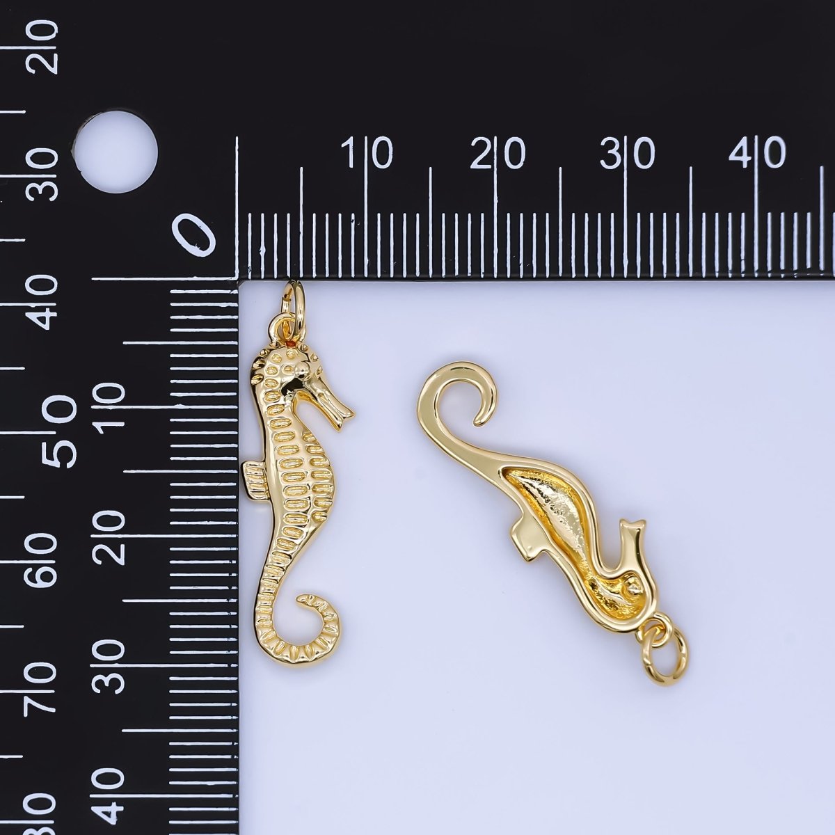 24K Gold Filled 27mm Ocean Aquatic Seahorse Animal Charm | AJ - 437 - DLUXCA