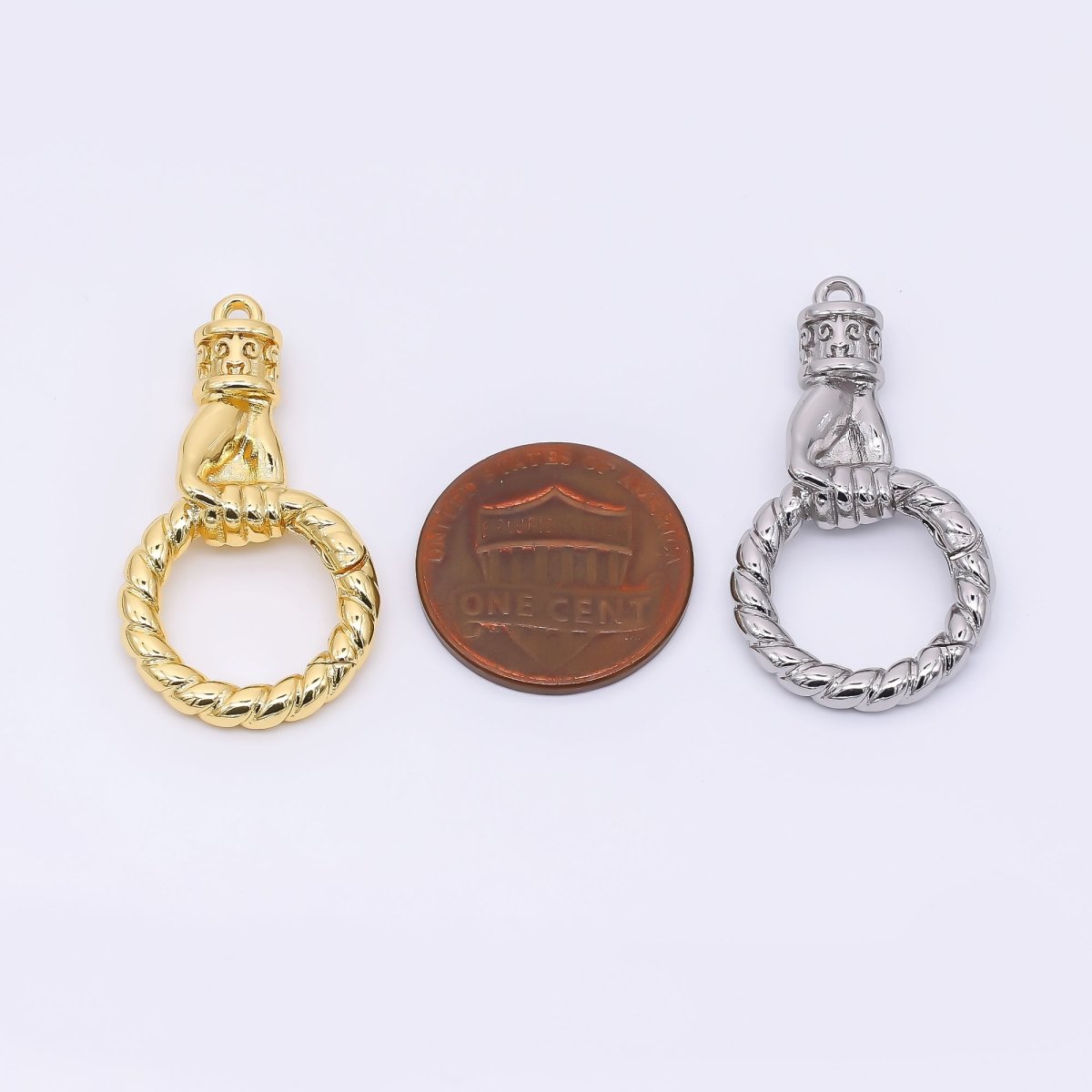 24K Gold Filled 32mm Grasping Hand Round Push Gate Oblong Closure Finding in Gold & Silver | Z - 1312 - DLUXCA