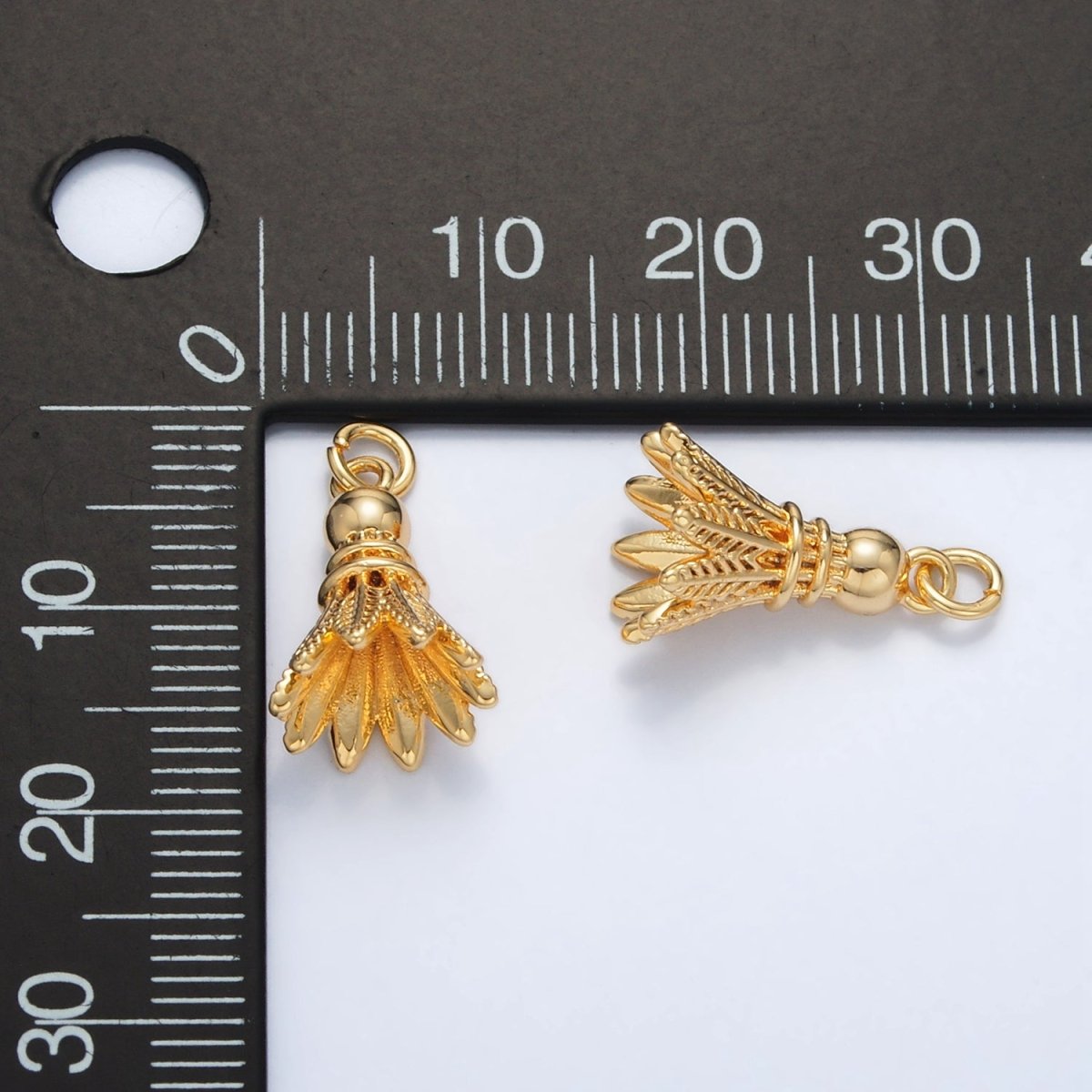24K Gold Filled Badminton Shuttlecock Sports Charm | D800 - DLUXCA