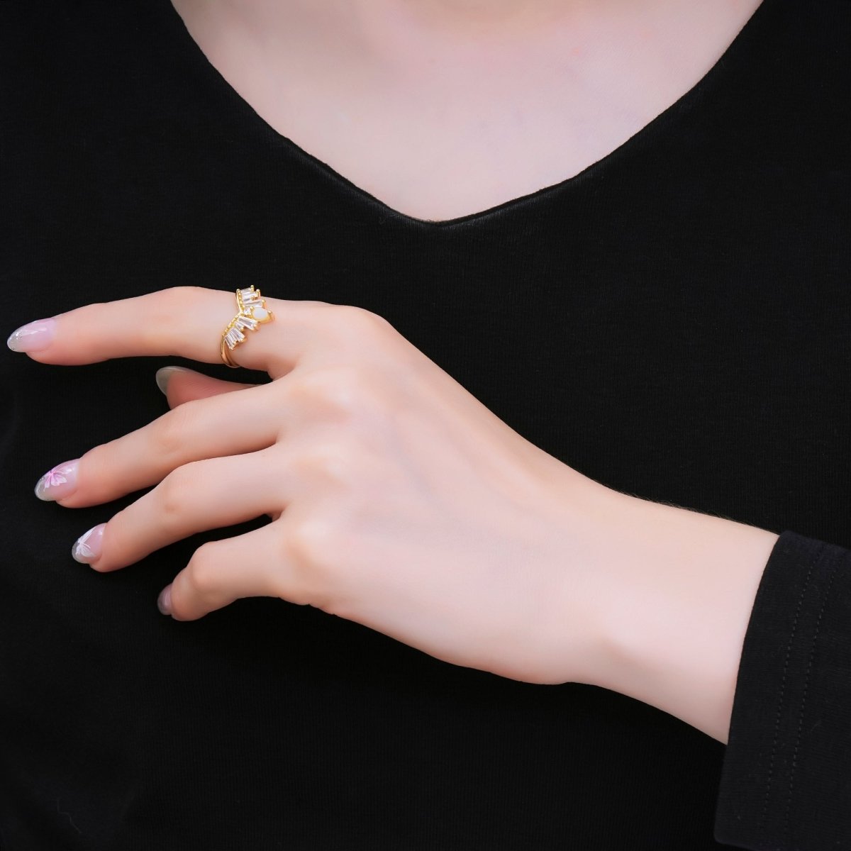 24K Gold Filled Baguette CZ V - Shaped Crown Ring | O1476 - DLUXCA