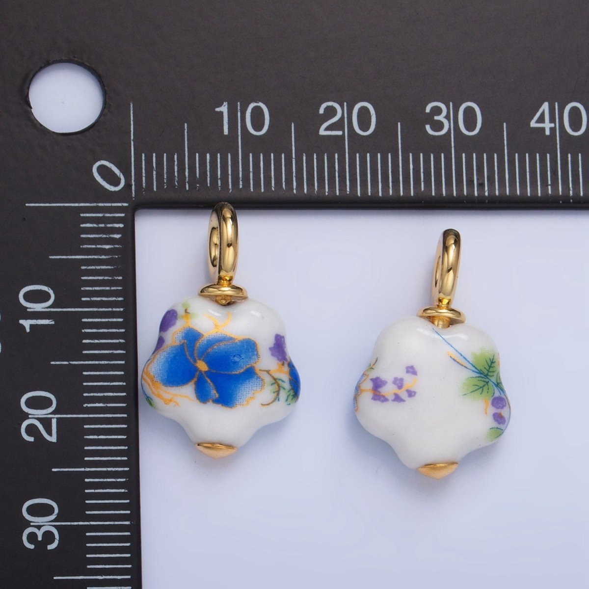 24K Gold Filled Blue Daisy Flower Ceramic Drop Pendant | X924 - DLUXCA