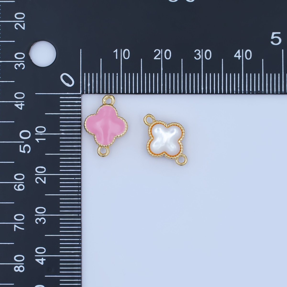 24K Gold Filled Blue, Red, Pink, Purple, Black Clover Hammered Connector | Y017 - Y019 - DLUXCA