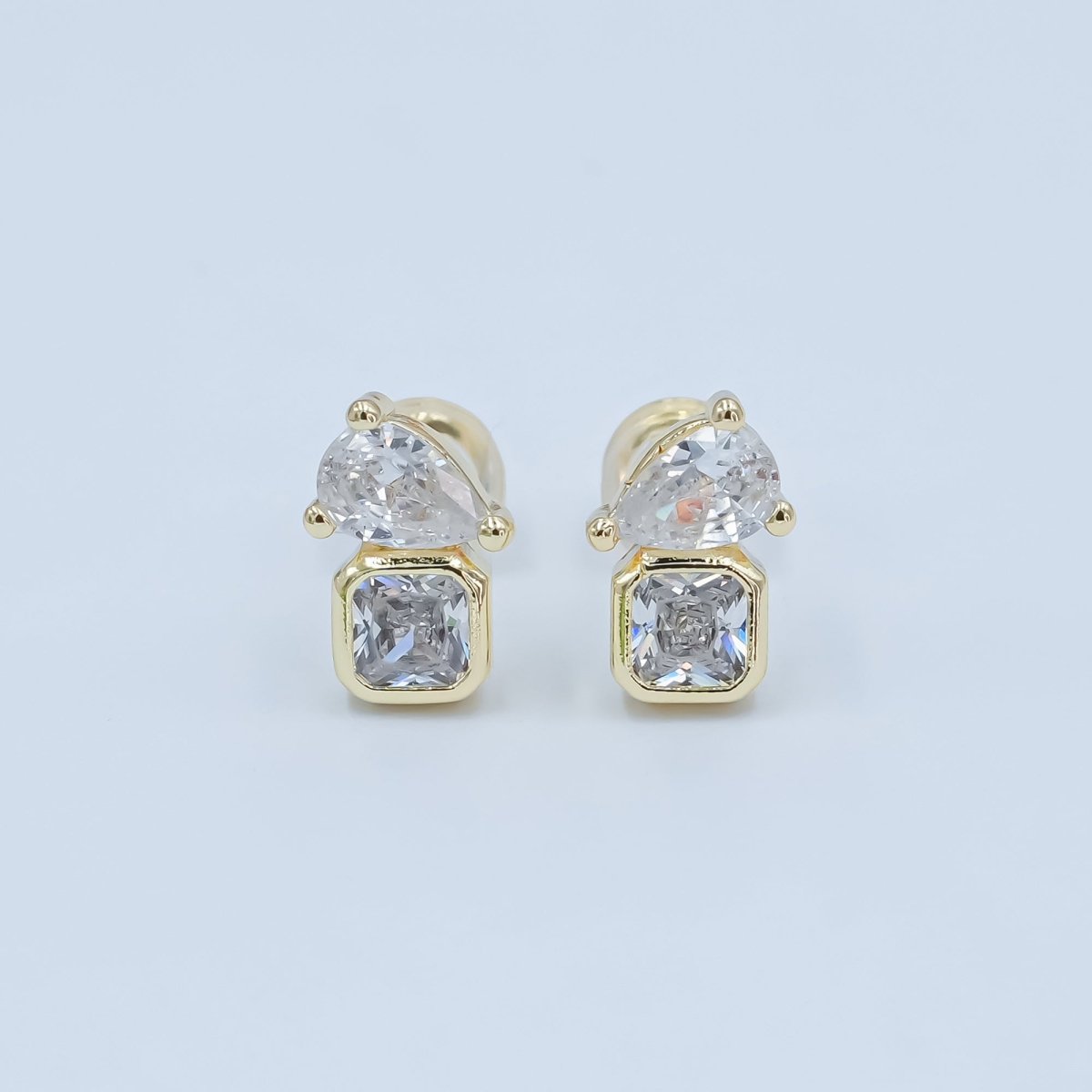 24K Gold Filled Clear CZ Baguette Teardrop Stud Earrings | AB841 - DLUXCA