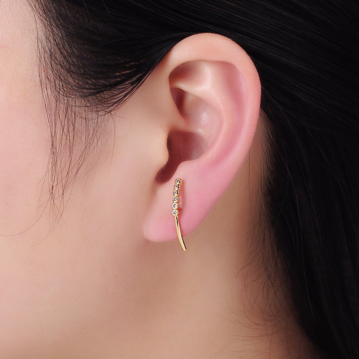 24K Gold Filled Clear CZ Bubble Curved Band Stud Earrings | P147 - DLUXCA