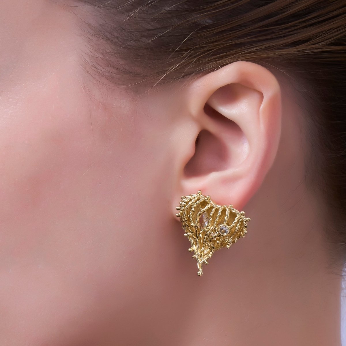 24K Gold Filled Clear CZ Rope Dome Heart Stud Earrings | AI428 - DLUXCA