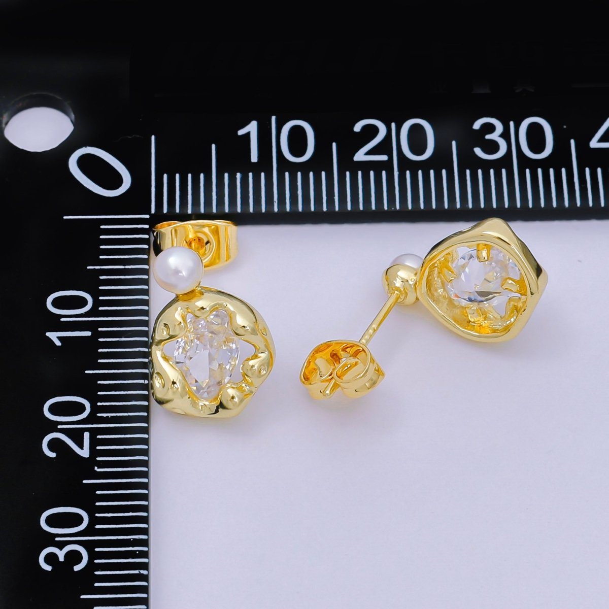 24K Gold Filled Clear CZ Shell Pearl Frost Ice Shard Flower - Shaped Stud Earrings | AJ - 108 - DLUXCA