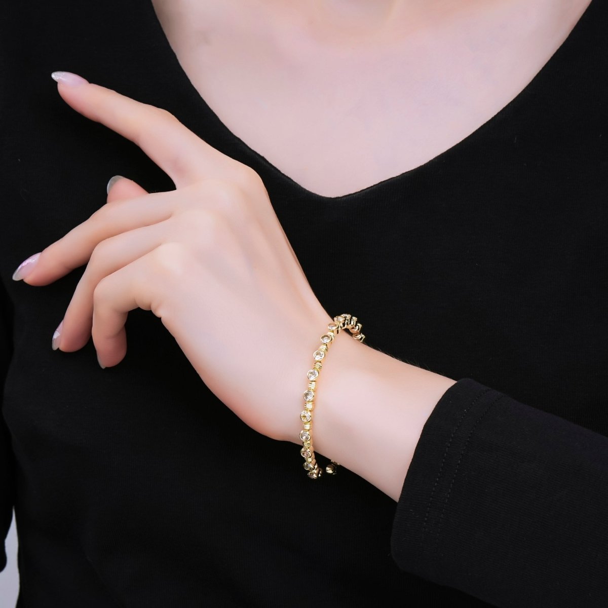 24K Gold Filled Clear Round CZ Bezle - Set Open Bangle Cuff Bracelet | WA - 3327 - DLUXCA