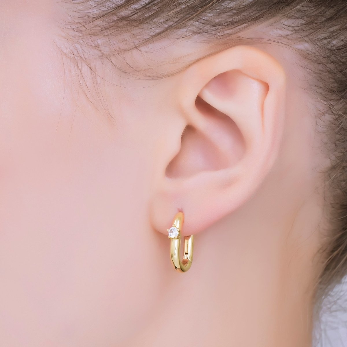 24K Gold Filled Clear Round CZ Star Oblong Hinged Huggie Hoops Earrings | AJ - 056 - DLUXCA