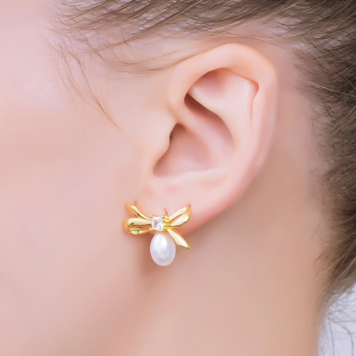 24K Gold Filled Cubic CZ Bow Teardrop Shell Pearl Stud Earrings | V - 060 - DLUXCA