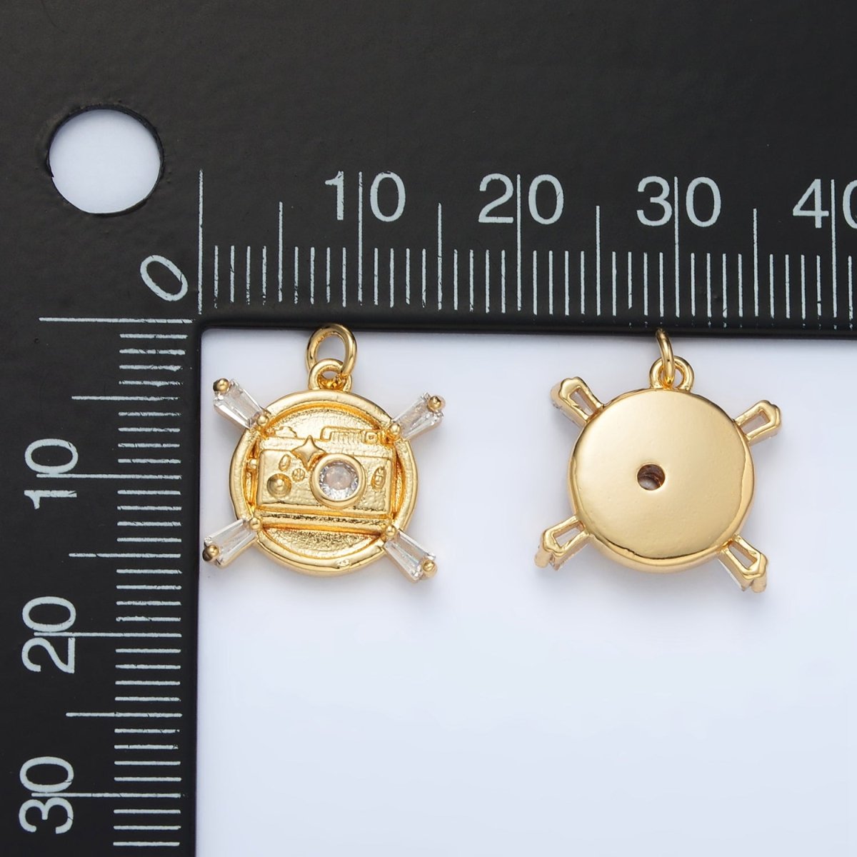 24K Gold Filled CZ Camera Round Charm | AC - 146 - DLUXCA
