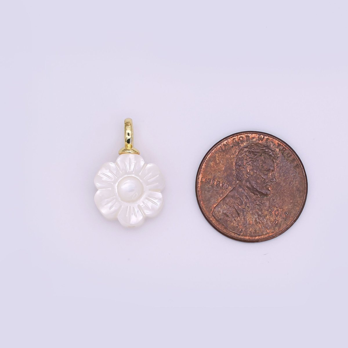 24K Gold Filled Daisy Flower Shell Pearl Drop Pendant | P1636 - DLUXCA