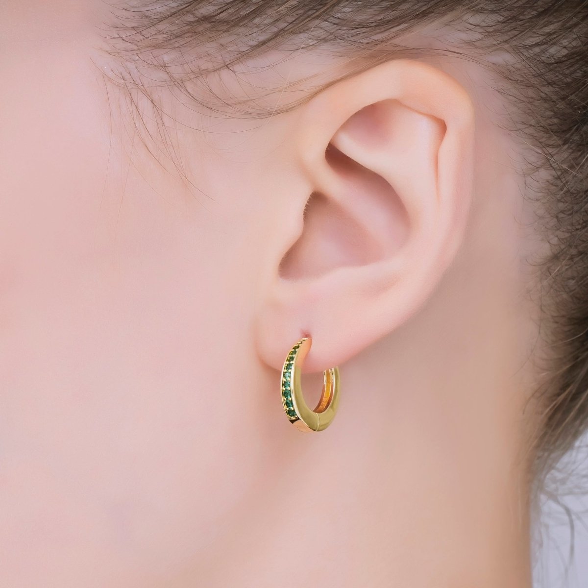 24K Gold Filled Emerald Green Micro Paved CZ Lever Back Hoops Earrings | AJ - 053 - DLUXCA