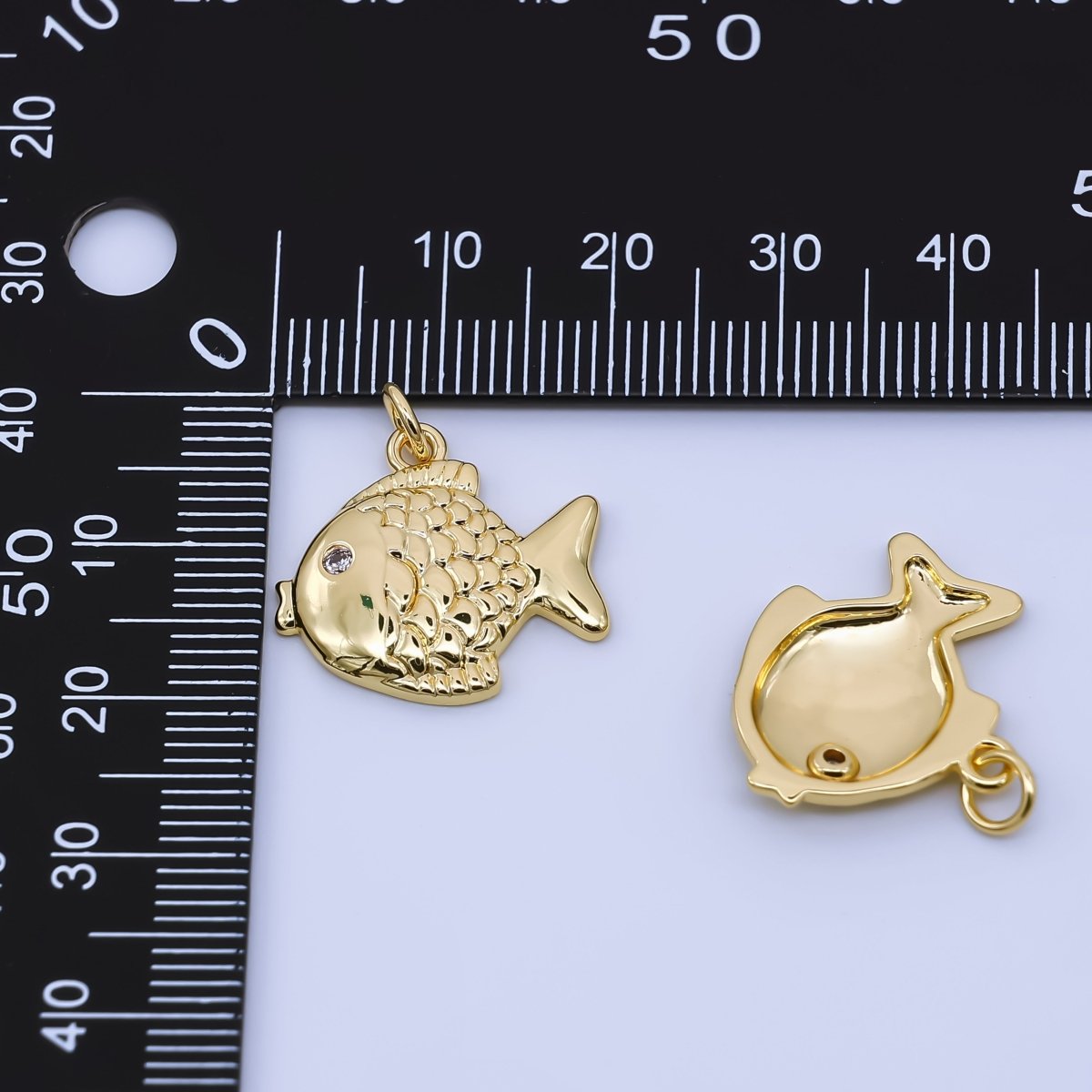 24K Gold Filled Fish Charm Fisherman Sea Pendant | AJ399 - DLUXCA