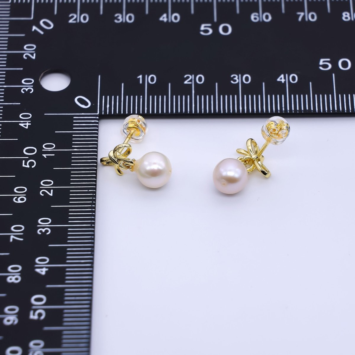 24K Gold Filled Freshwater Pearl Round Bow Tied Stud Earrings | Q - 417 - DLUXCA