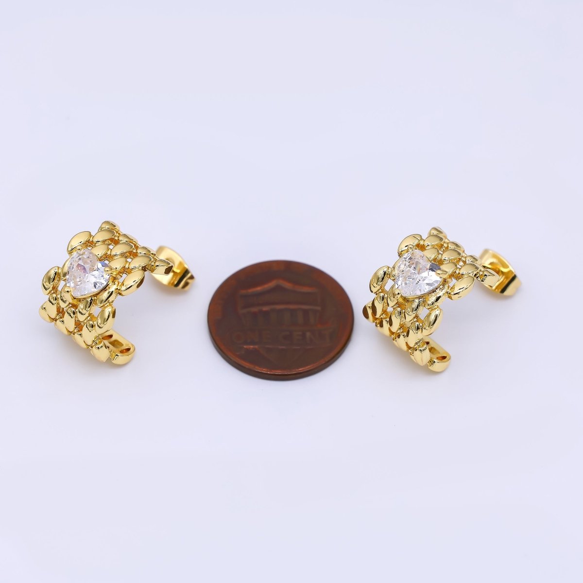 24K Gold Filled Heart - Shaped CZ C - Shaped Crochet Knitted Pattern Dainty Stud Earrings | AI - 420 - DLUXCA