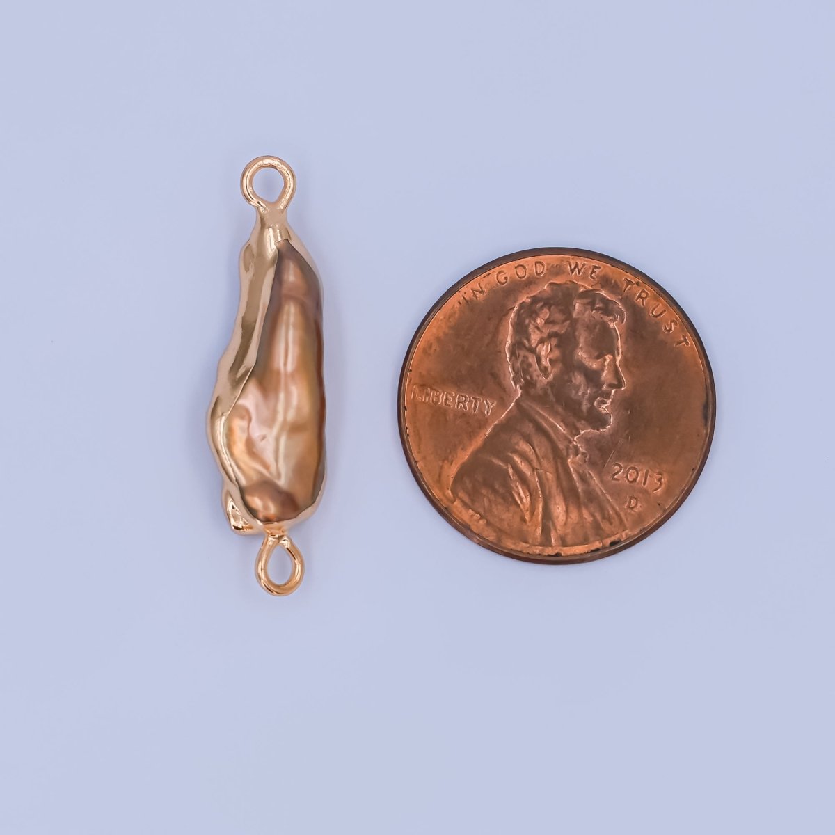 24K Gold Filled Iridescent Baroque Biwa Freshwater Pearl Connector | P1944 - DLUXCA