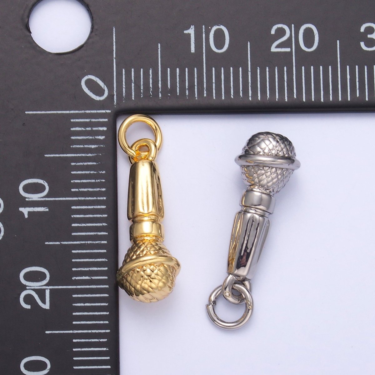 24K Gold Filled Karaoke Microphone Multidimensional 3D Charm in Gold & Silver | N024 - DLUXCA