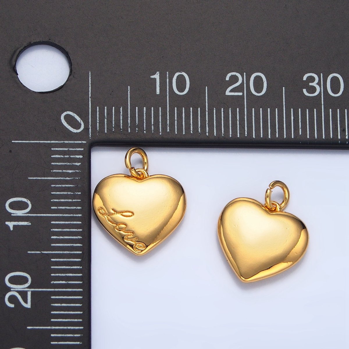 24K Gold Filled "Love" Cursive Script Chubby Heart Charm | X600 - DLUXCA