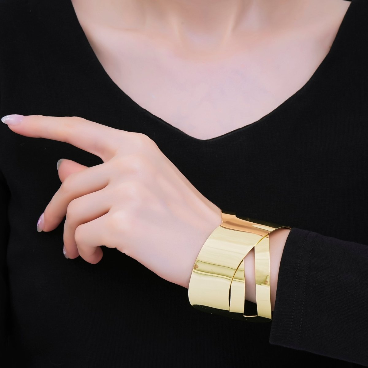 24K Gold Filled Metallic Twisted Irregular Cuff Bracelet | WA - 3408 - DLUXCA