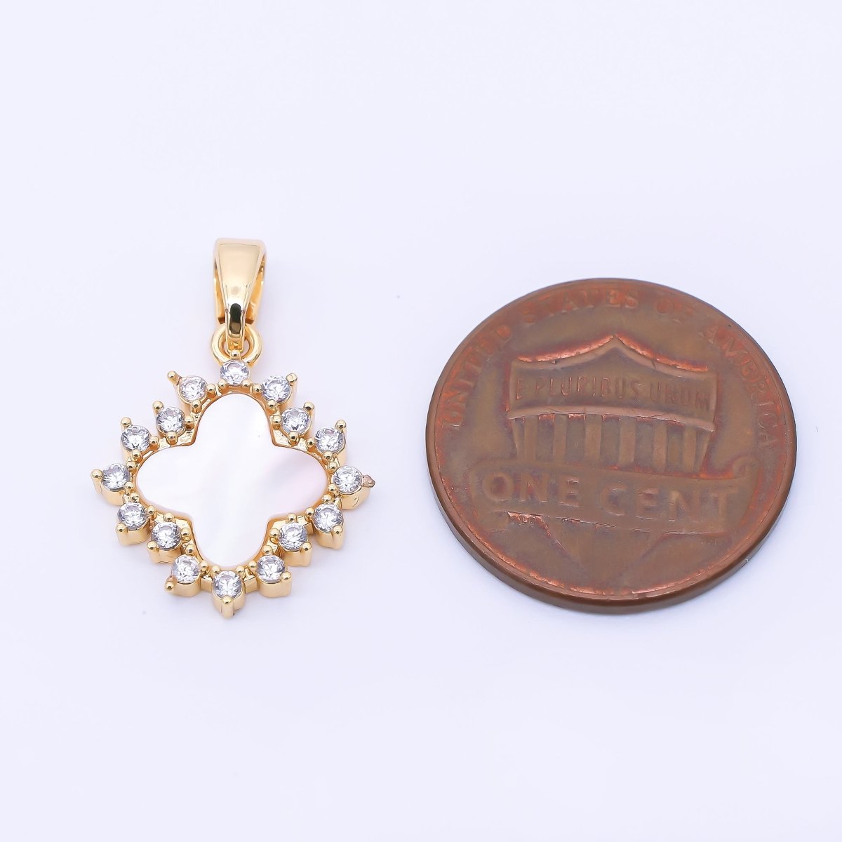 24K Gold Filled Micro Paved CZ Mother of Pearl Lucky Clover Pendant | AA1644 - DLUXCA