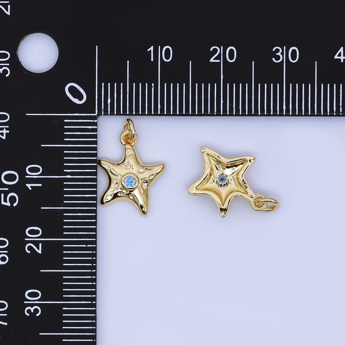 24K Gold Filled Mini Starfish Pendant Ocean Animal Beach Charm | AJ - 460 - DLUXCA