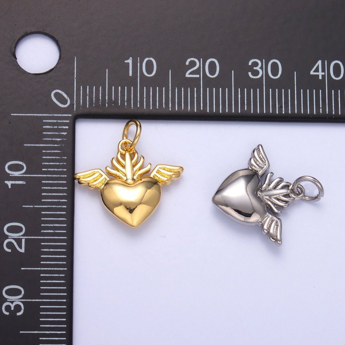 24K Gold Filled Minimalist Sacred Heart Charm in Gold & Silver | N008 - DLUXCA