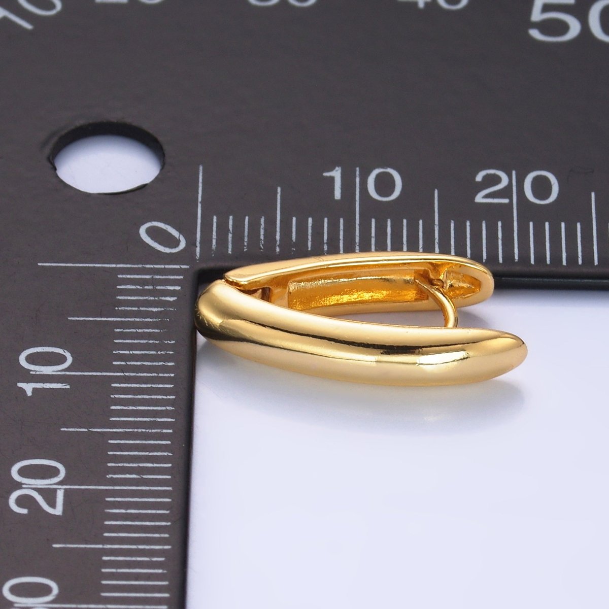 24K Gold Filled Minimalist V - Shaped Hoop Earrings in Gold & Silver | AB681 AB682 - DLUXCA