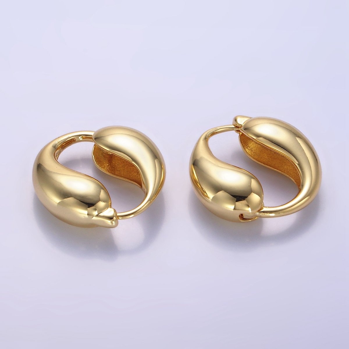 24K Gold Filled Molten Drop Hoop Earrings | Q104 - DLUXCA