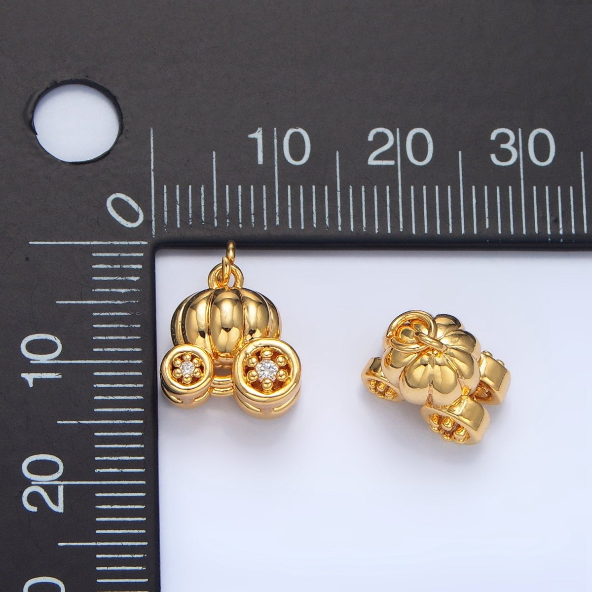 24K Gold Filled Multidimensional Pumpkin Carriage Vehicle Charm | X597 - DLUXCA