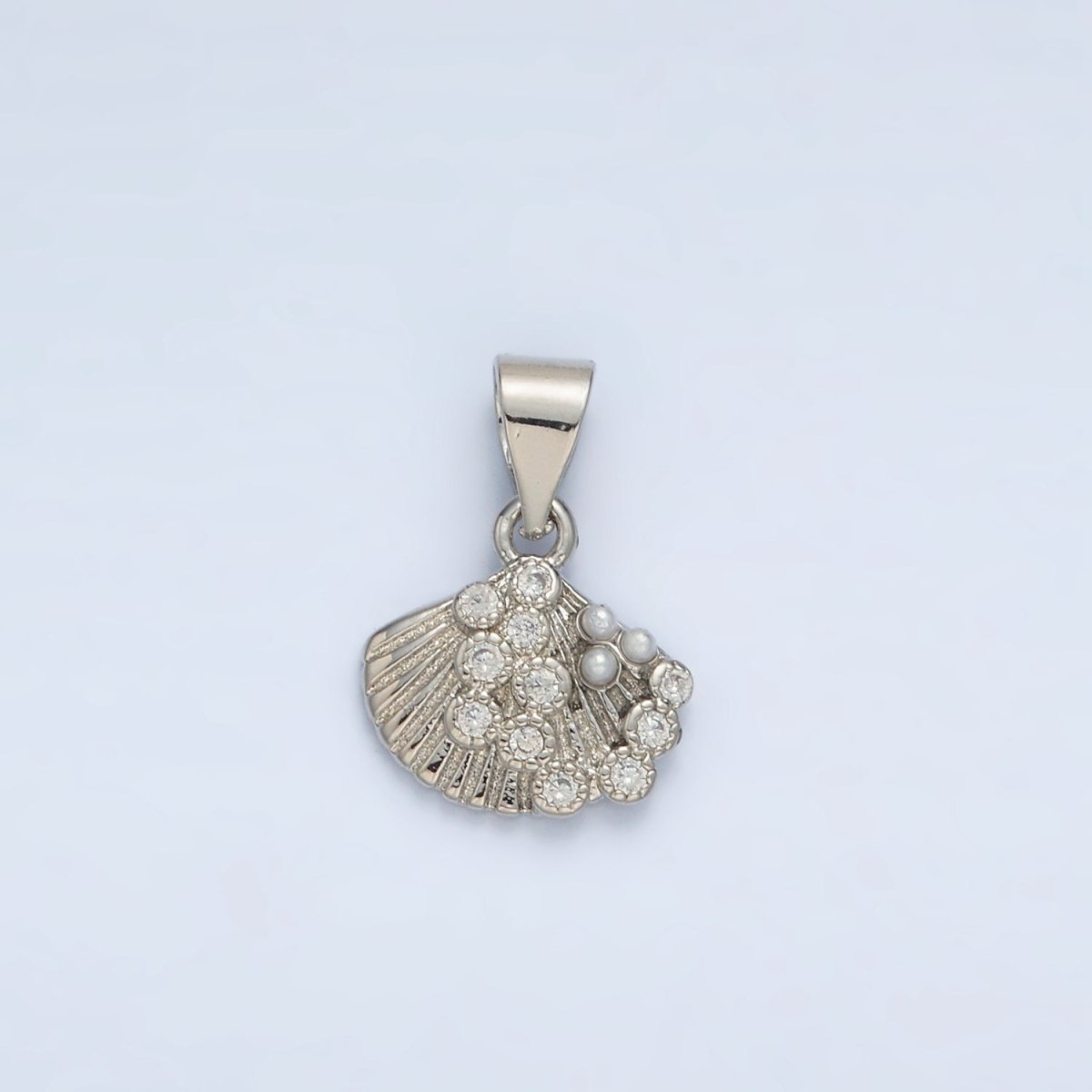 24K Gold Filled Pearl CZ Dotted Clam Sea Shell Pendant in Gold & Silver | I718 - DLUXCA