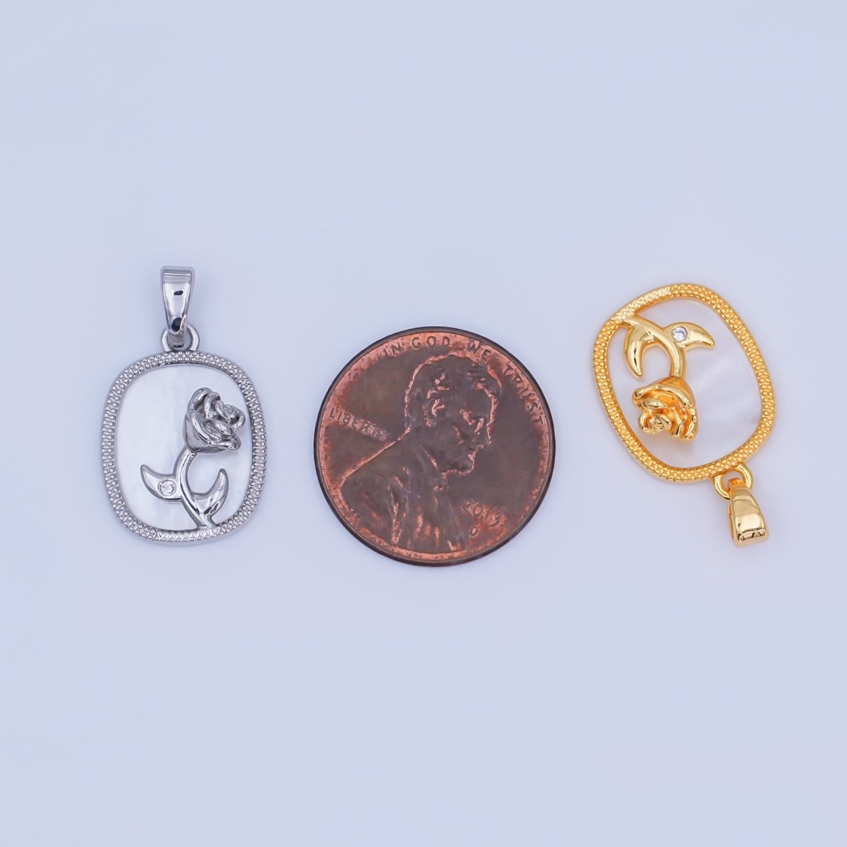 24K Gold Filled Rose Flower Shell Pearl Pendant in Gold & Silver | AH410 - DLUXCA