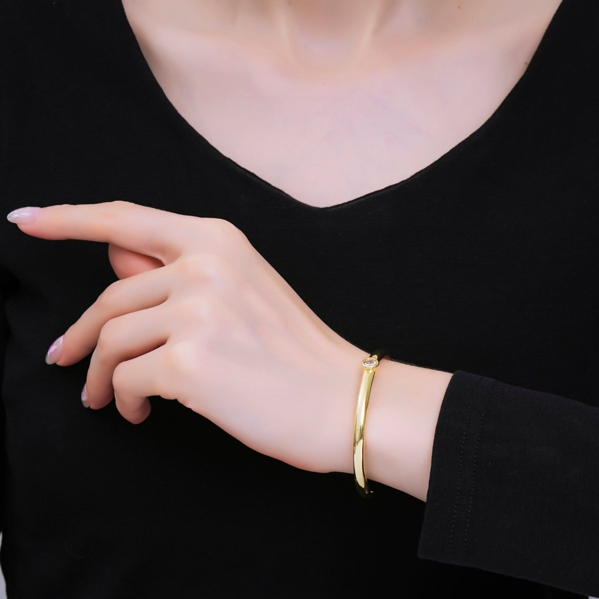 24K Gold Filled Round CZ Minimalist Round Bangle Cuff Bracelet in Gold & Silver | WA - 3094 WA - 3097 - DLUXCA