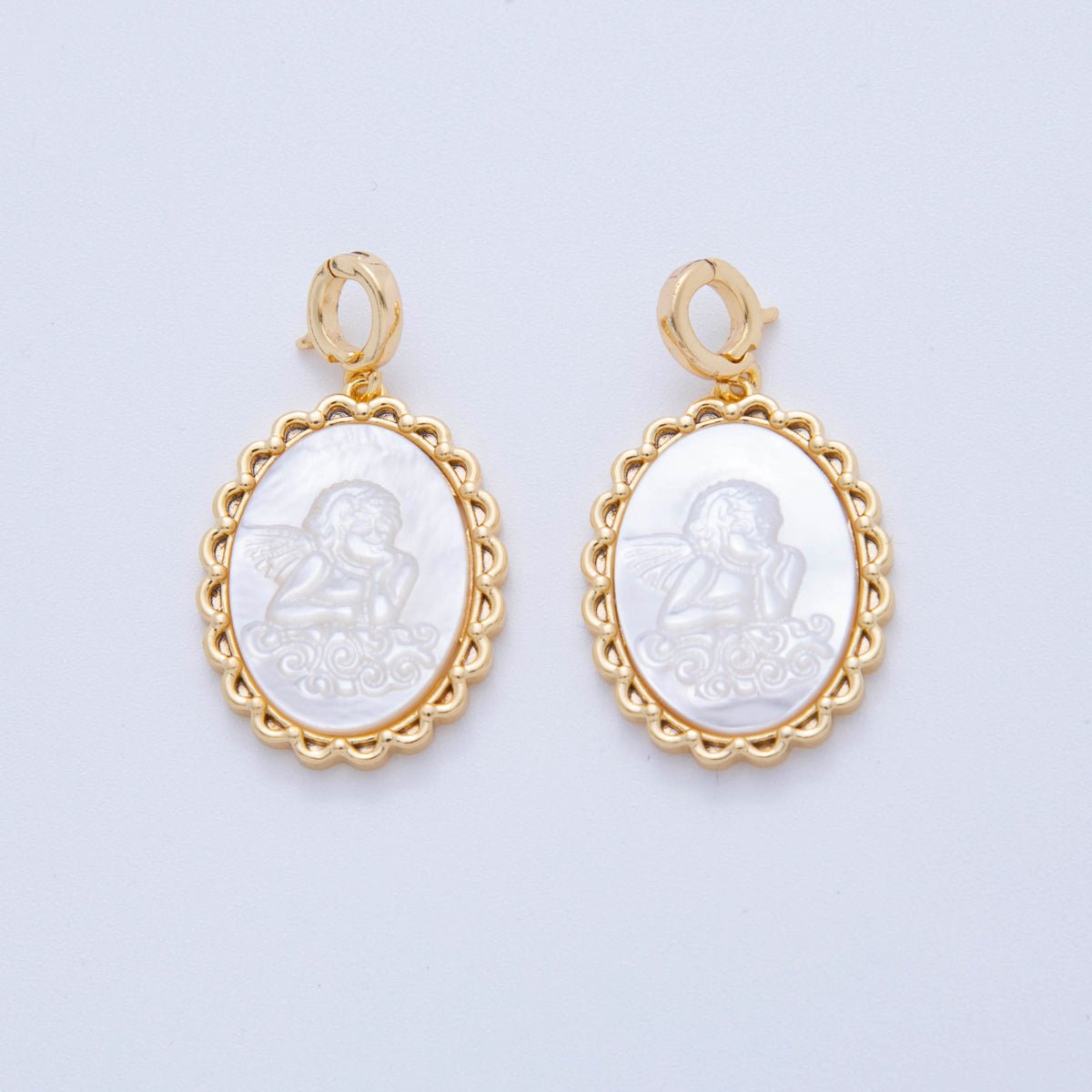 24K Gold Filled Shell Pearl Abalone Girl Women Portrait Oval Snap Latch Pendant | AH781 - AH783 - DLUXCA