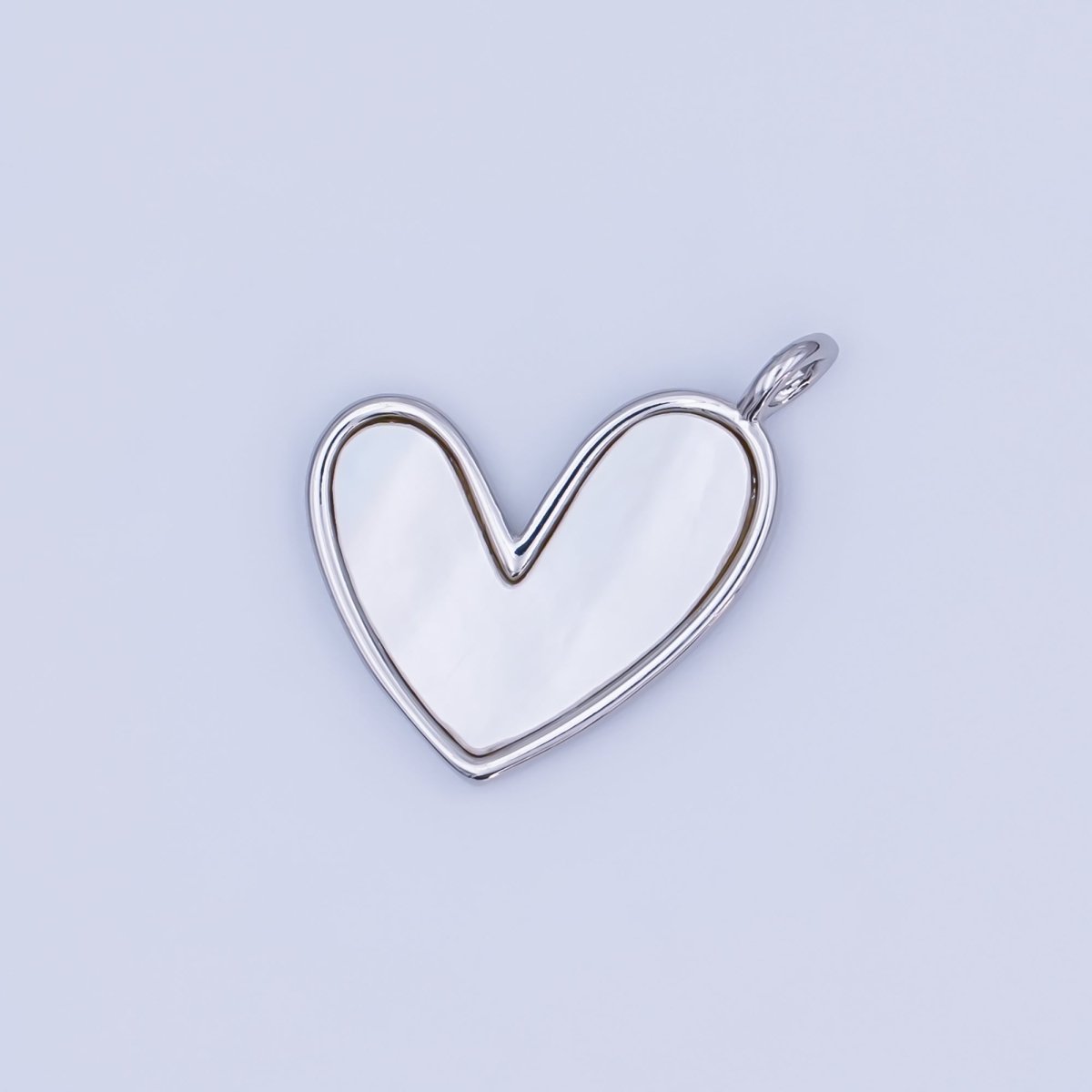 24K Gold Filled Shell Pearl Heart Pendant in Gold & Silver | M916 - DLUXCA