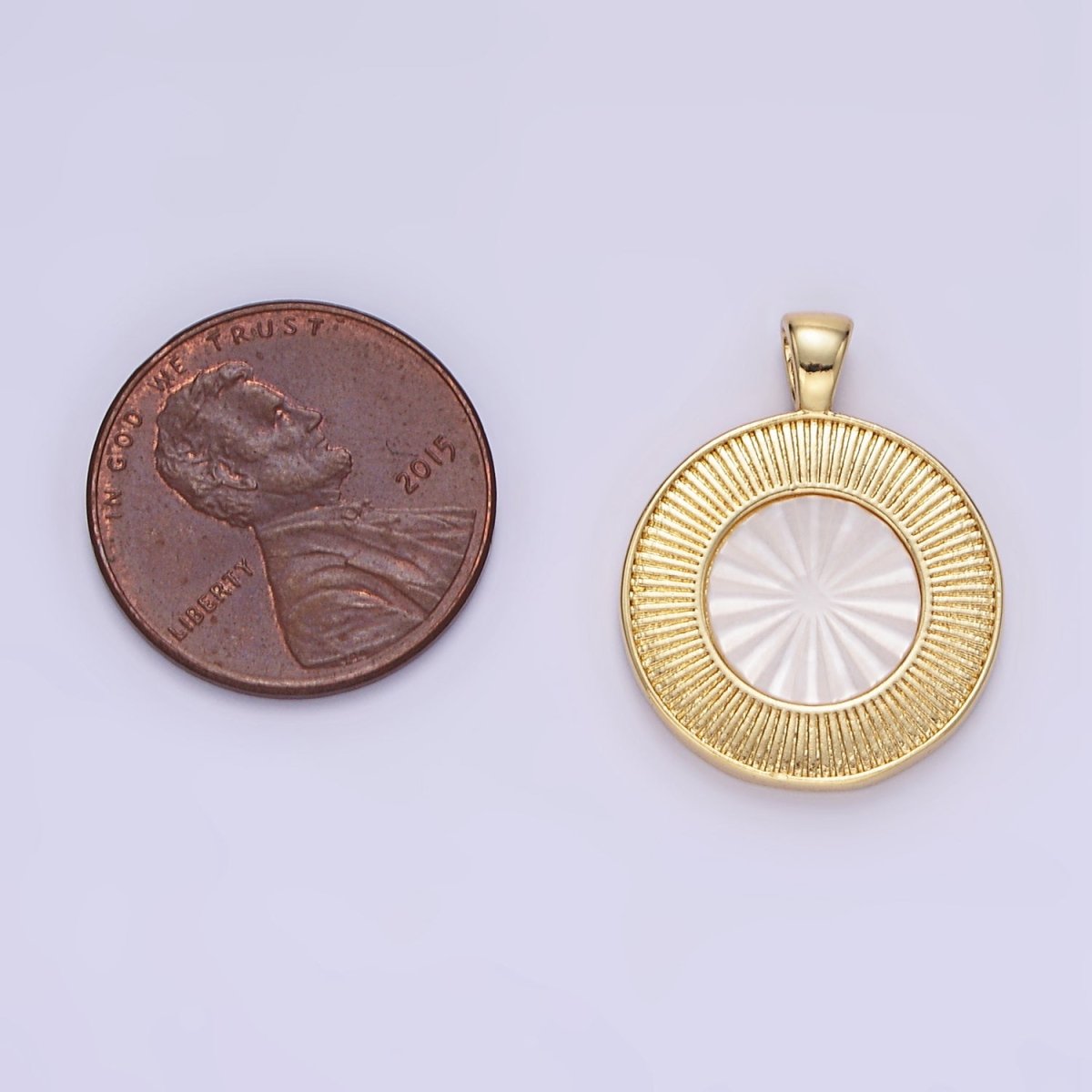 24K Gold Filled Shell Pearl Sunburst Bezel Round Pendant | AA1335 - DLUXCA